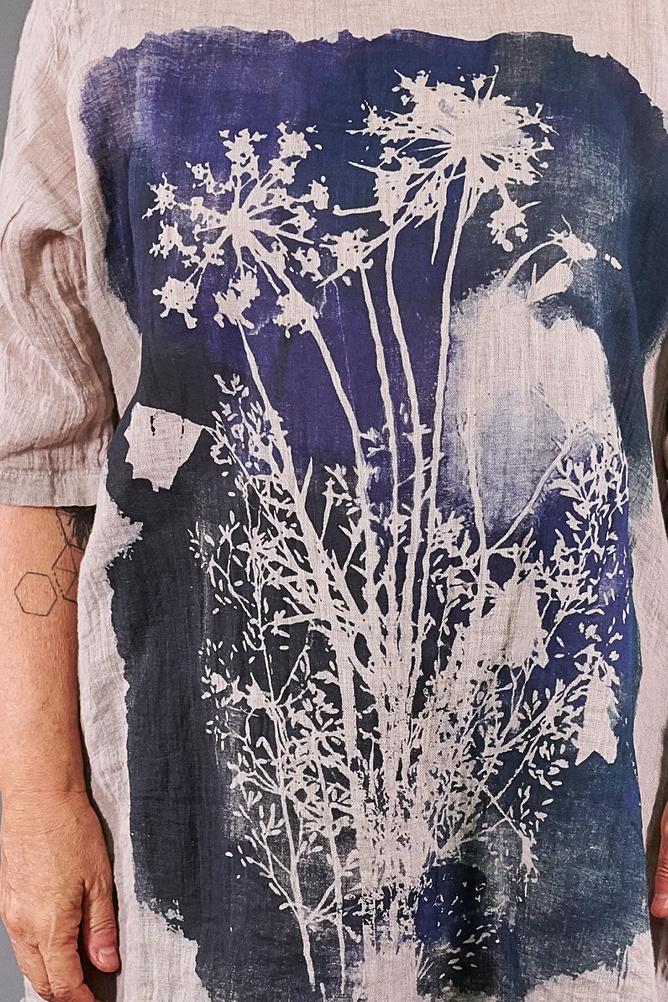 1210 Linen Simple Tunic Fog Printed