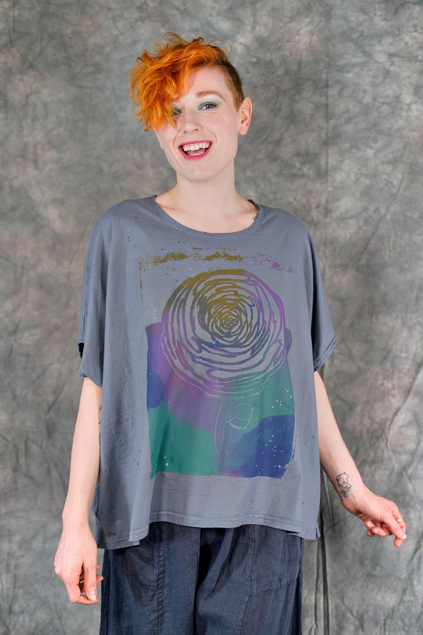 1598 Seed Packet Tee River Mist-P