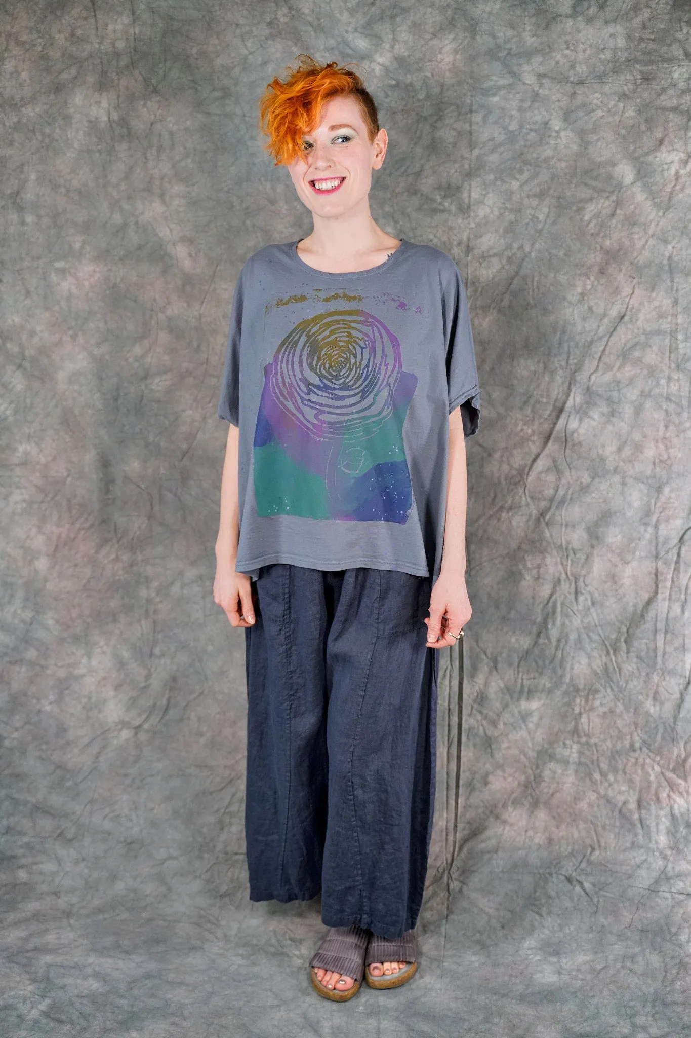 1598 Seed Packet Tee River Mist-P