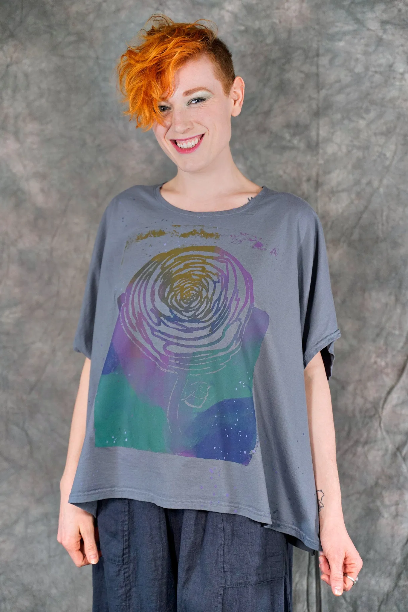 1598 Seed Packet Tee River Mist-P