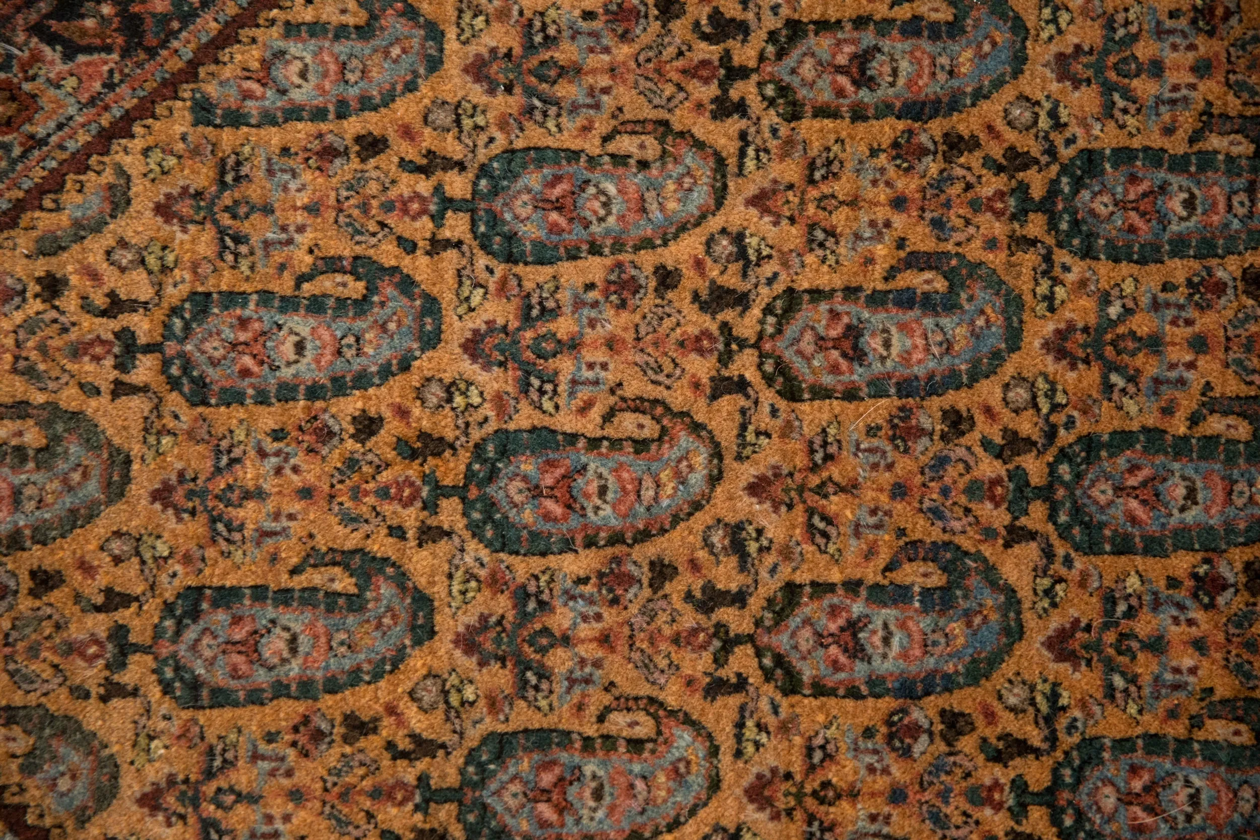2x2.5 Vintage Fine Sarouk Square Rug Mat