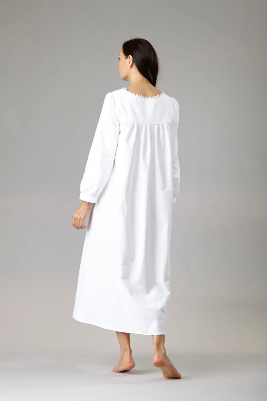 9000 Long flannel gown
