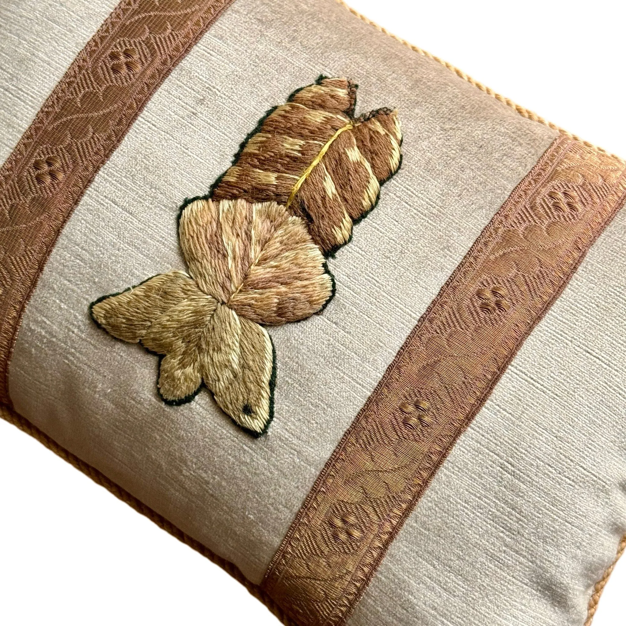 Antique English Crewel Embroidery (#E061924 | 10 1/2 x 15")
