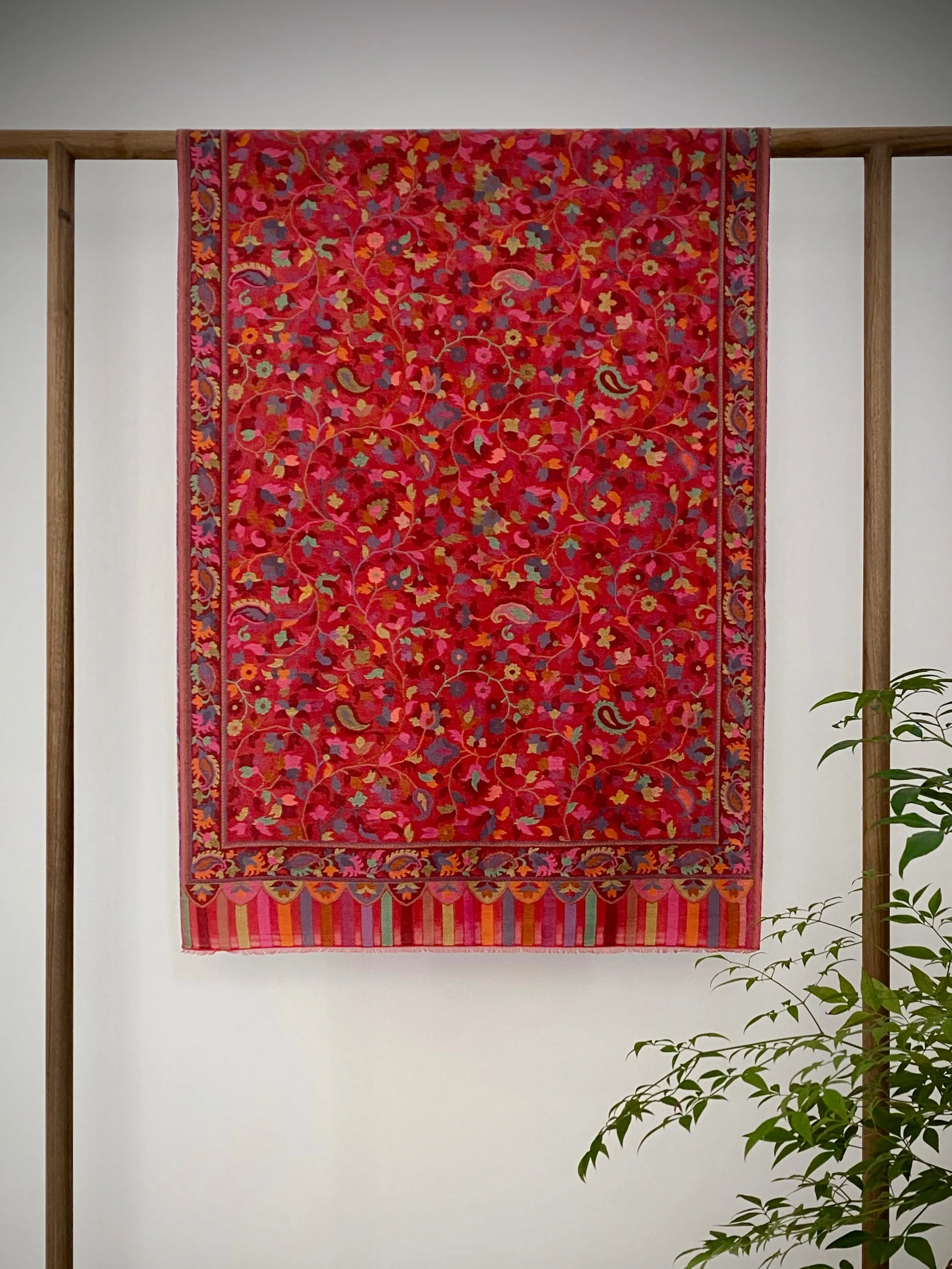 Cashmere Kani Scarf - Red Vine
