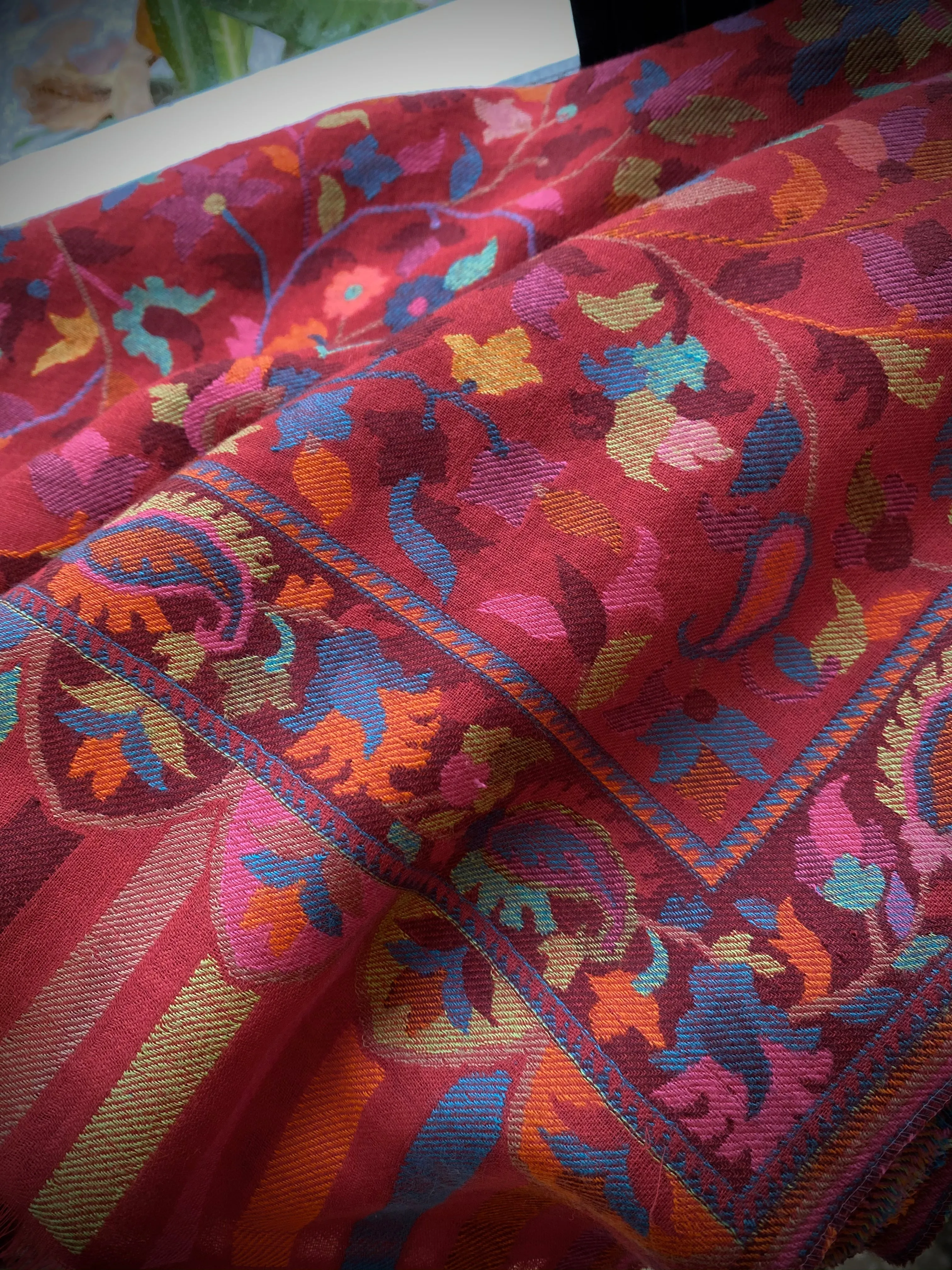 Cashmere Kani Scarf - Red Vine