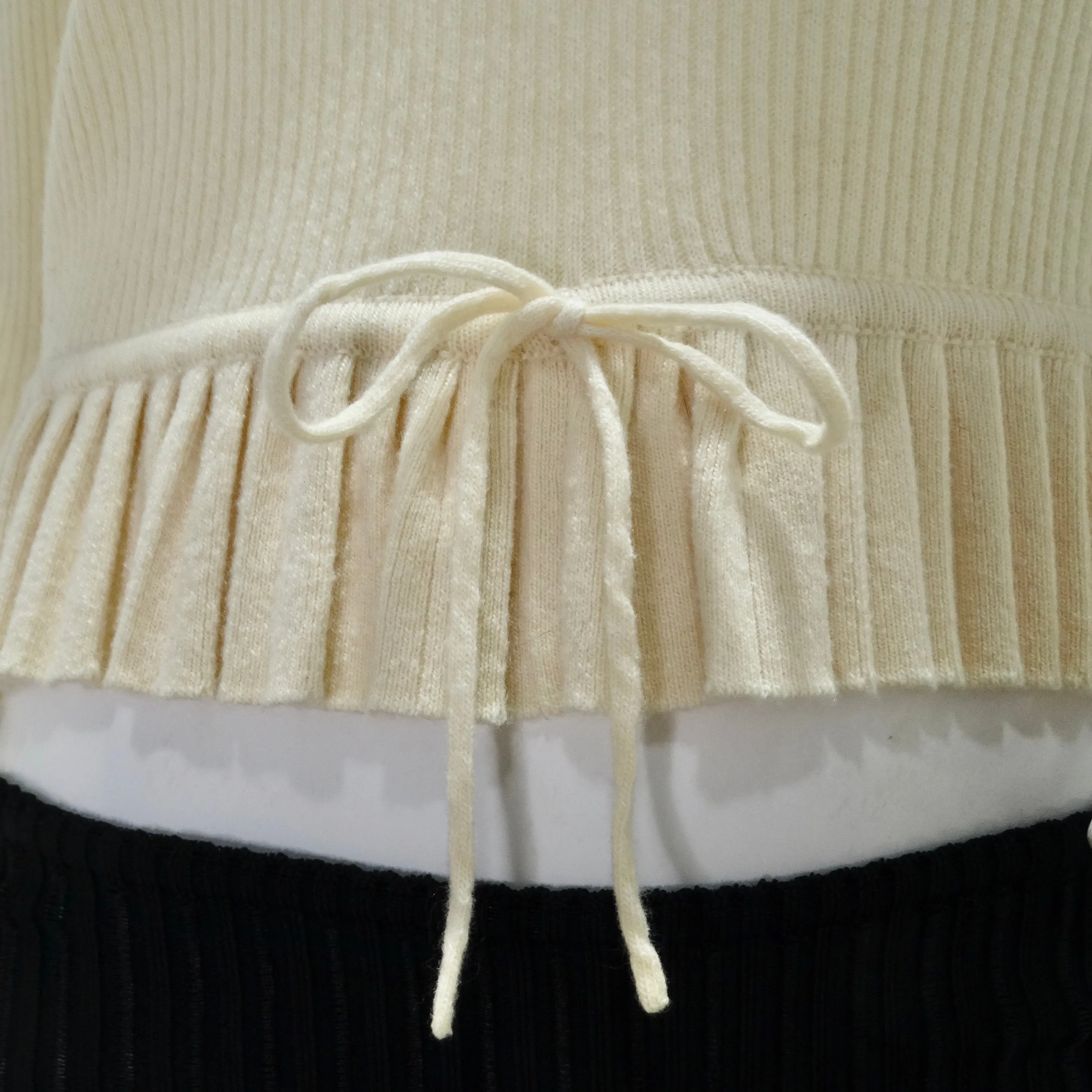 Chanel 1990s Ruffle Trim Tie Knit Cashmere Sweater