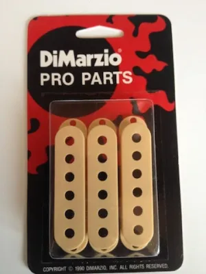 DiMarzio strato-mallinen vintage irtokuori kerma DM2000CR (1 pc)