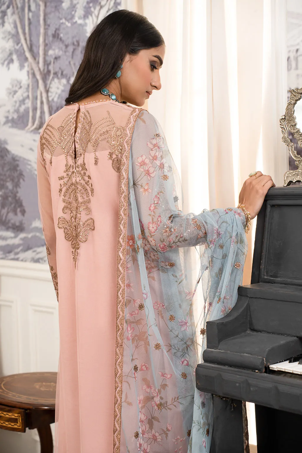 Elegant Peach Shade Embroidered Pakistani Salwar Kameez Suit