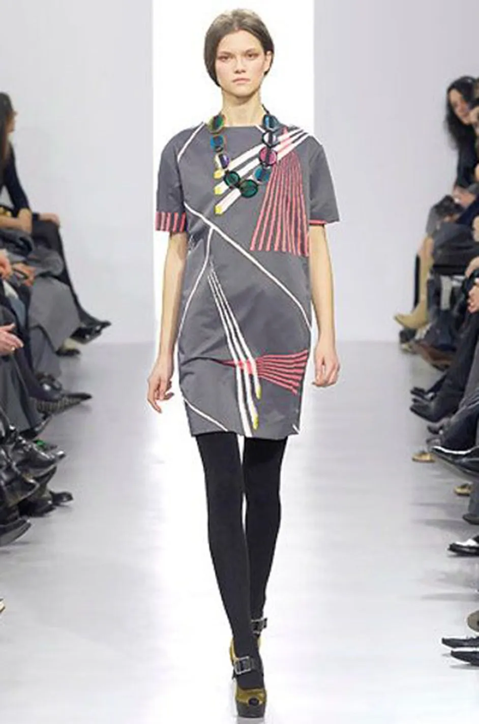 Fall 2007 Marni Black & Red Graphic Pattern Dress w V Neck That Can be Worn Back or Front