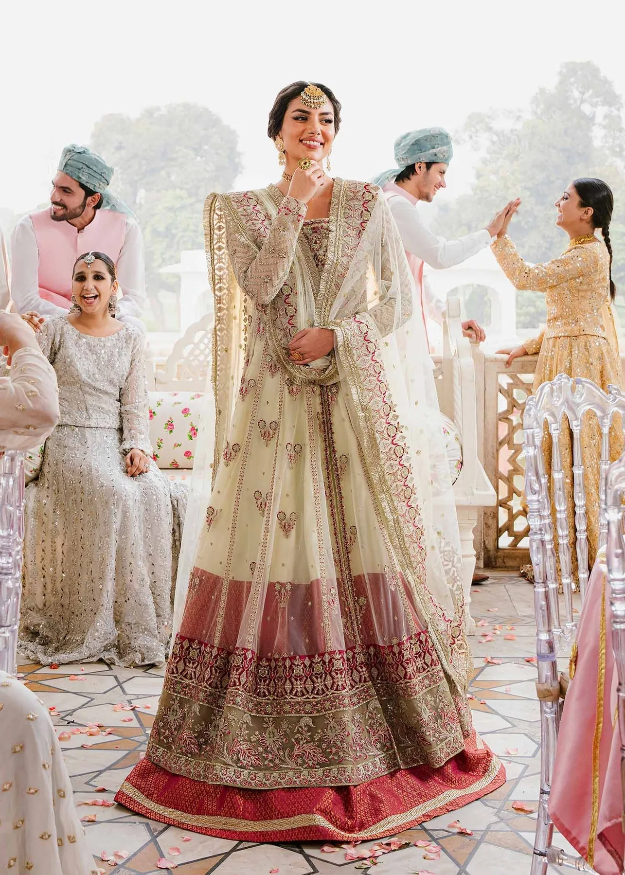 Ivory Golden Embroidered Pakistani Wedding Dress Pishwas Lehenga
