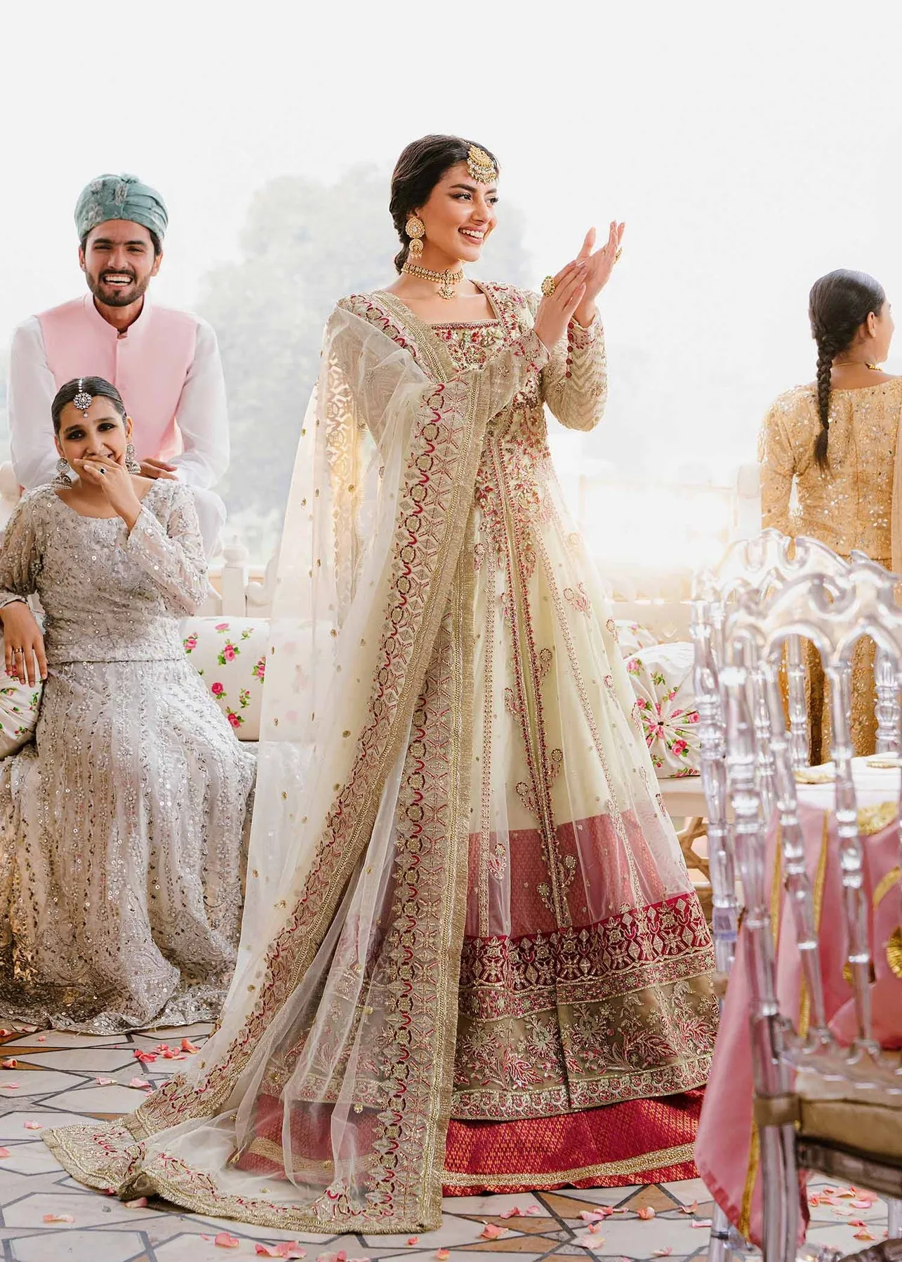 Ivory Golden Embroidered Pakistani Wedding Dress Pishwas Lehenga