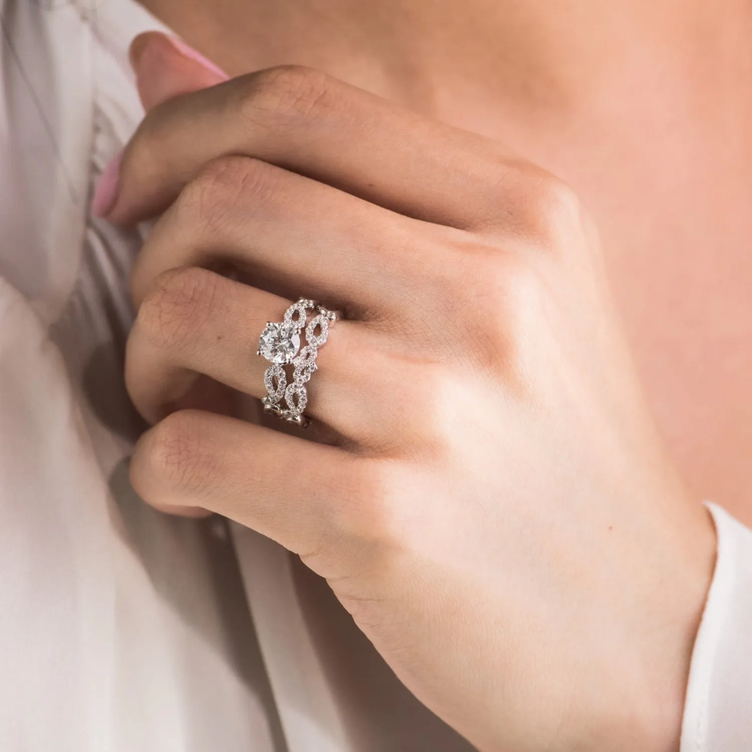 Kirk Kara "Rayana" Vintage Inspired Crown Diamond Wedding Band