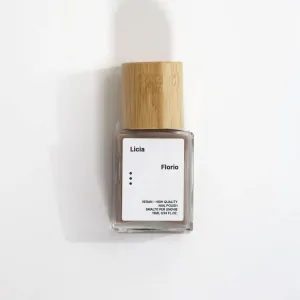Licia : Florio Nail Polish Linen