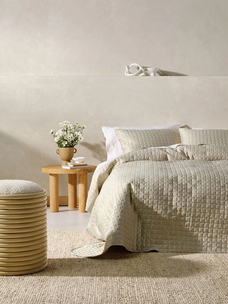 Linen House Verona Champagne 270x270cm Queen Coverlet Set
