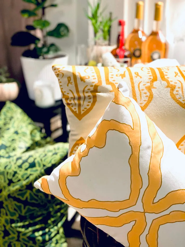MEANDER ~ CUSHION