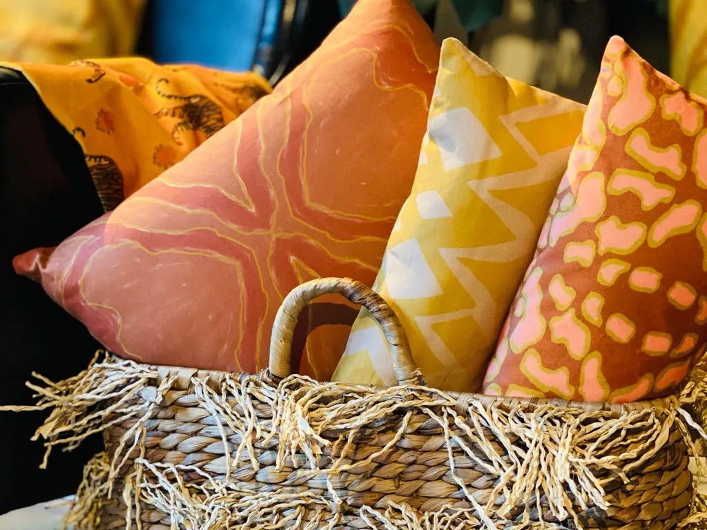 MEANDER ~ CUSHION