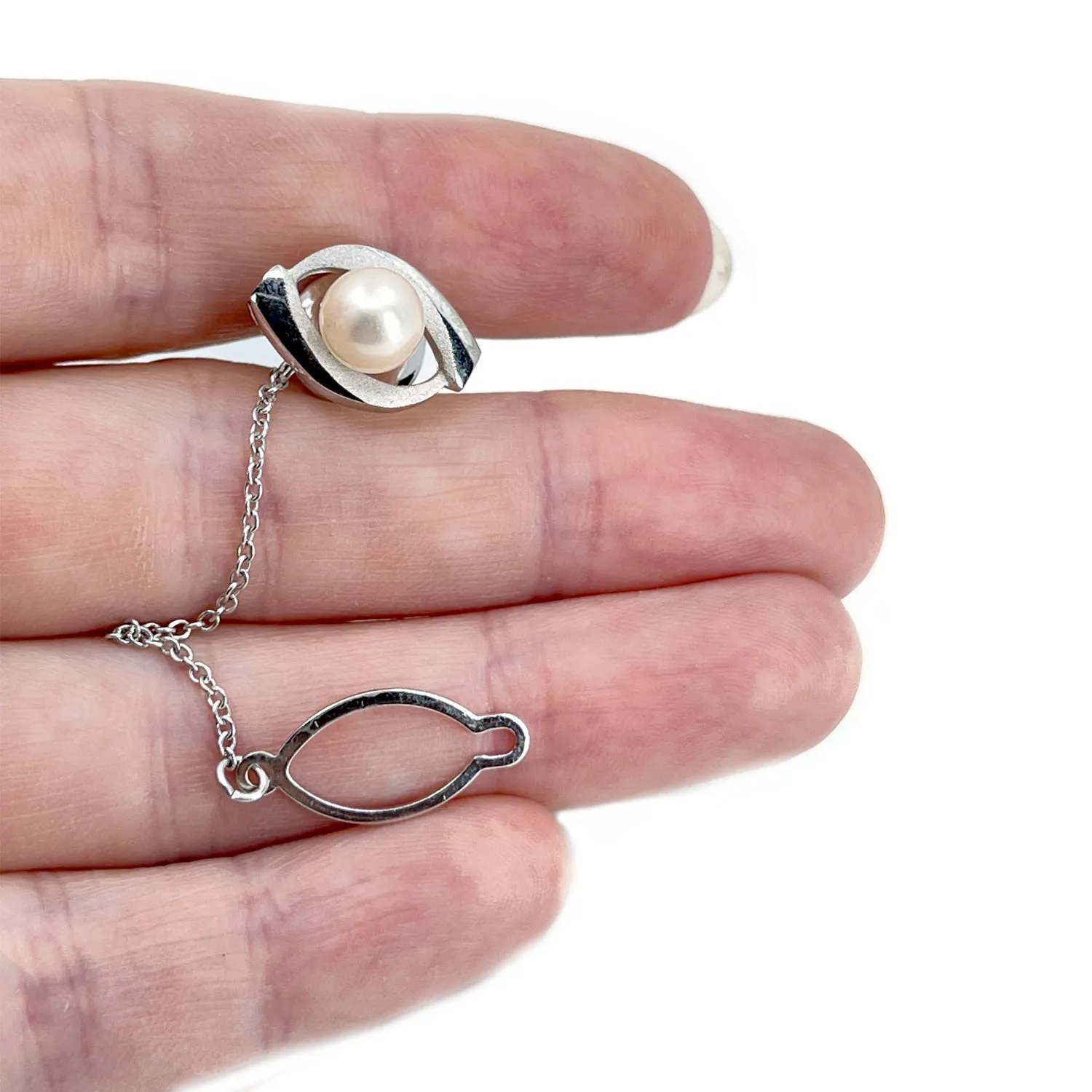 Mid-Century Modern Japanese Saltwater Akoya Cultured Pearl Tie Tac & Box- Sterling Silver
