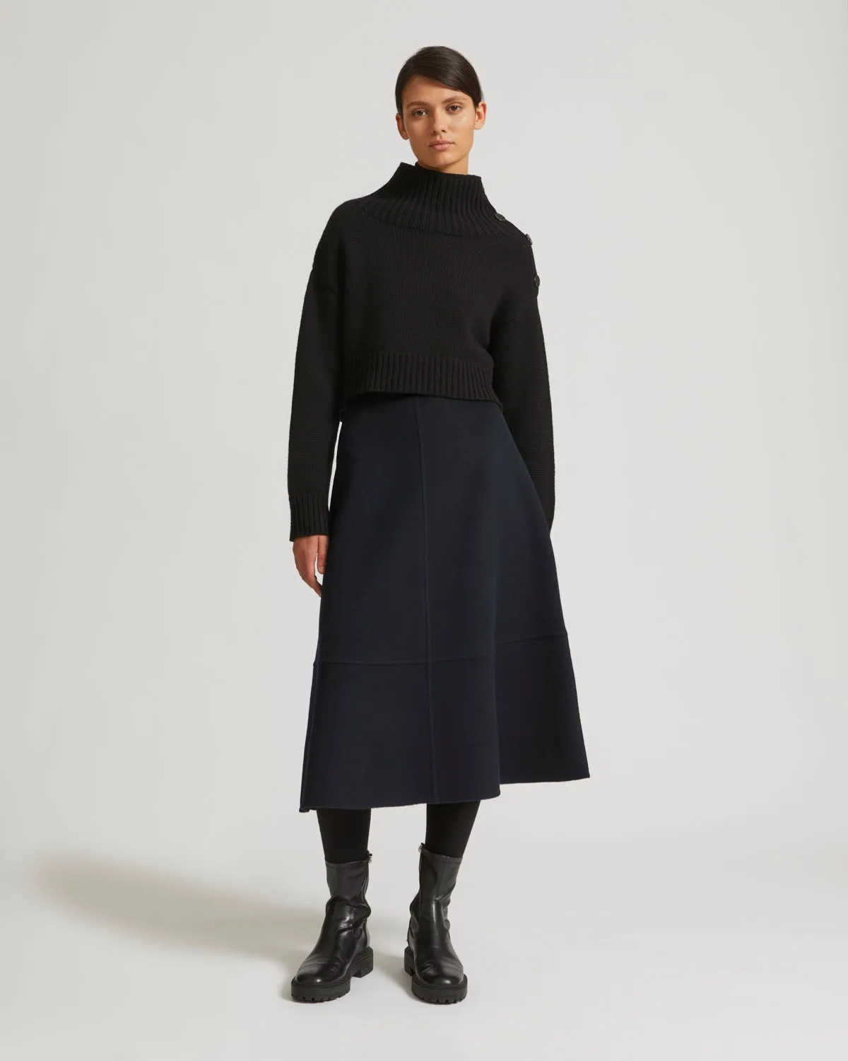 Midi skirt in cashmere wool