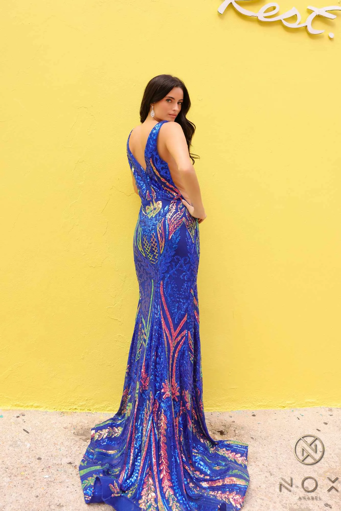 Nox Anabel R1402 Long Plunging V-Neck Fitted Sequin Print Gown
