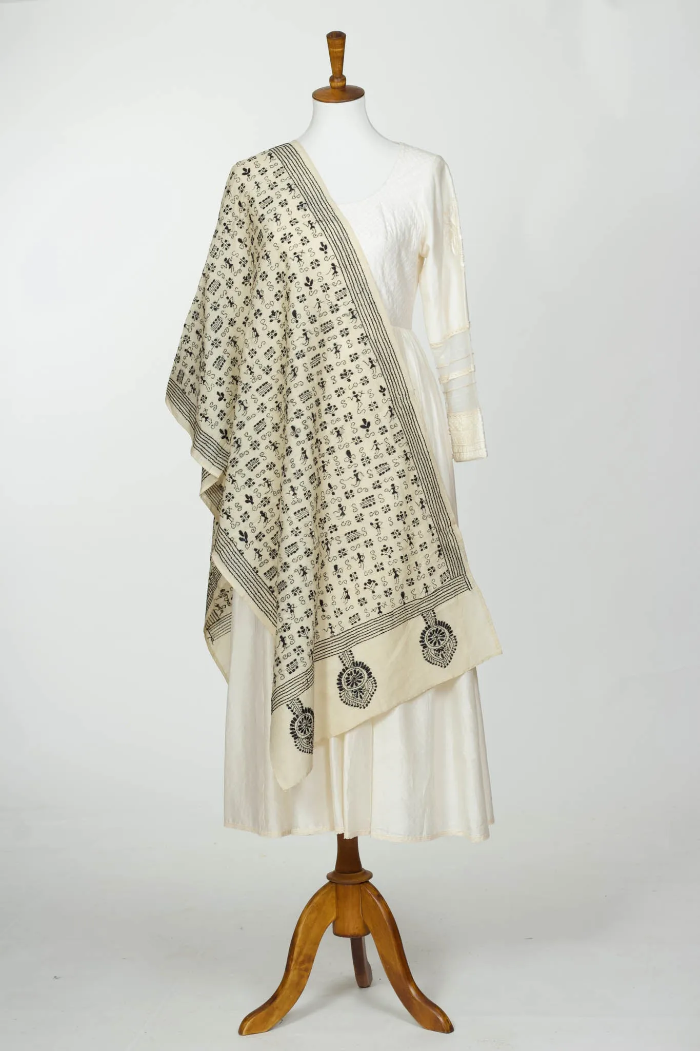 Off White Kantha Stole