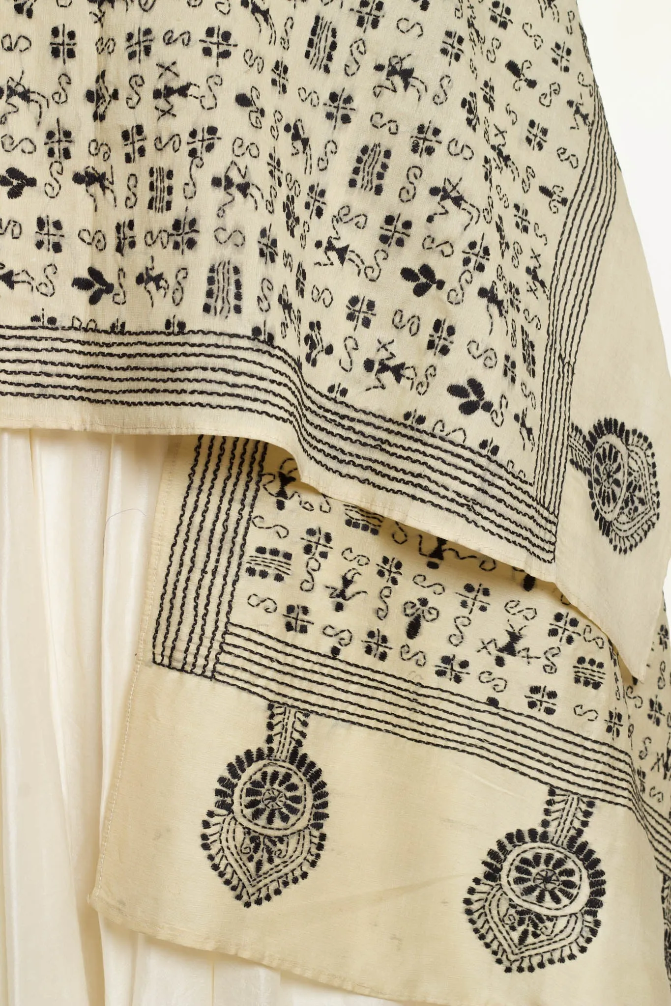 Off White Kantha Stole