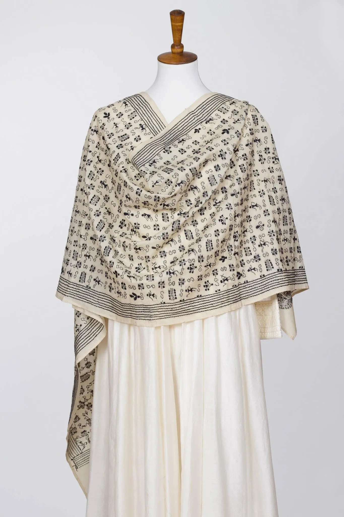 Off White Kantha Stole