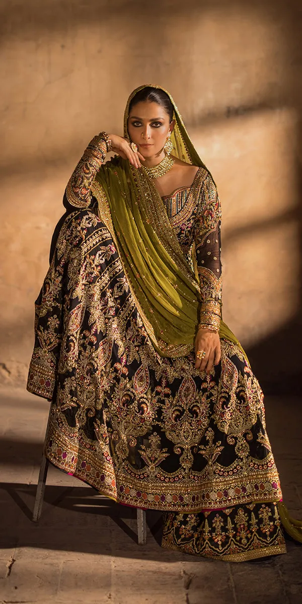 Pakistani Wedding Dress in Pishwas and Trousers Style