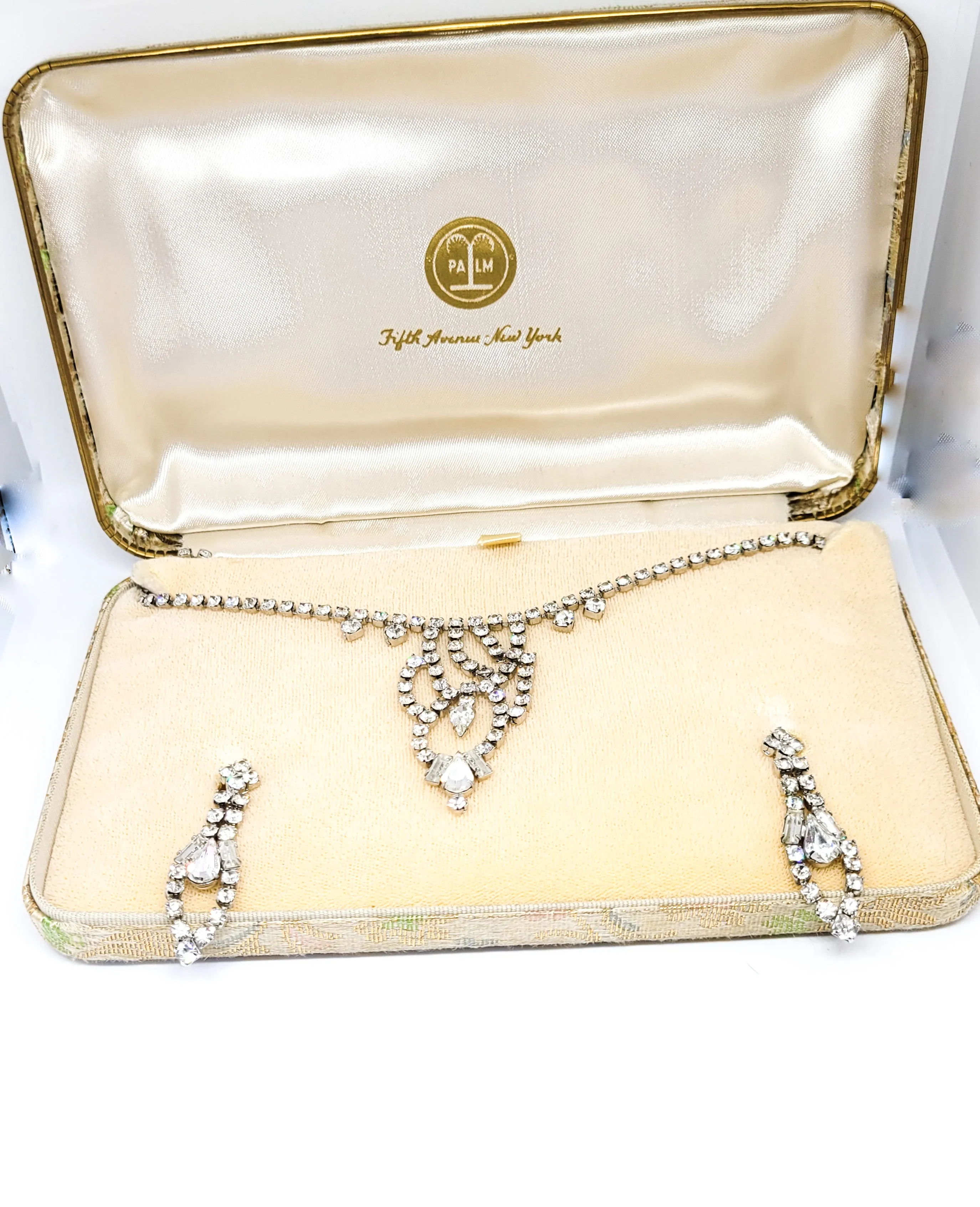 Palm Fifth Avenue NIB rhodium plated rhinestone demi set necklace earrings
