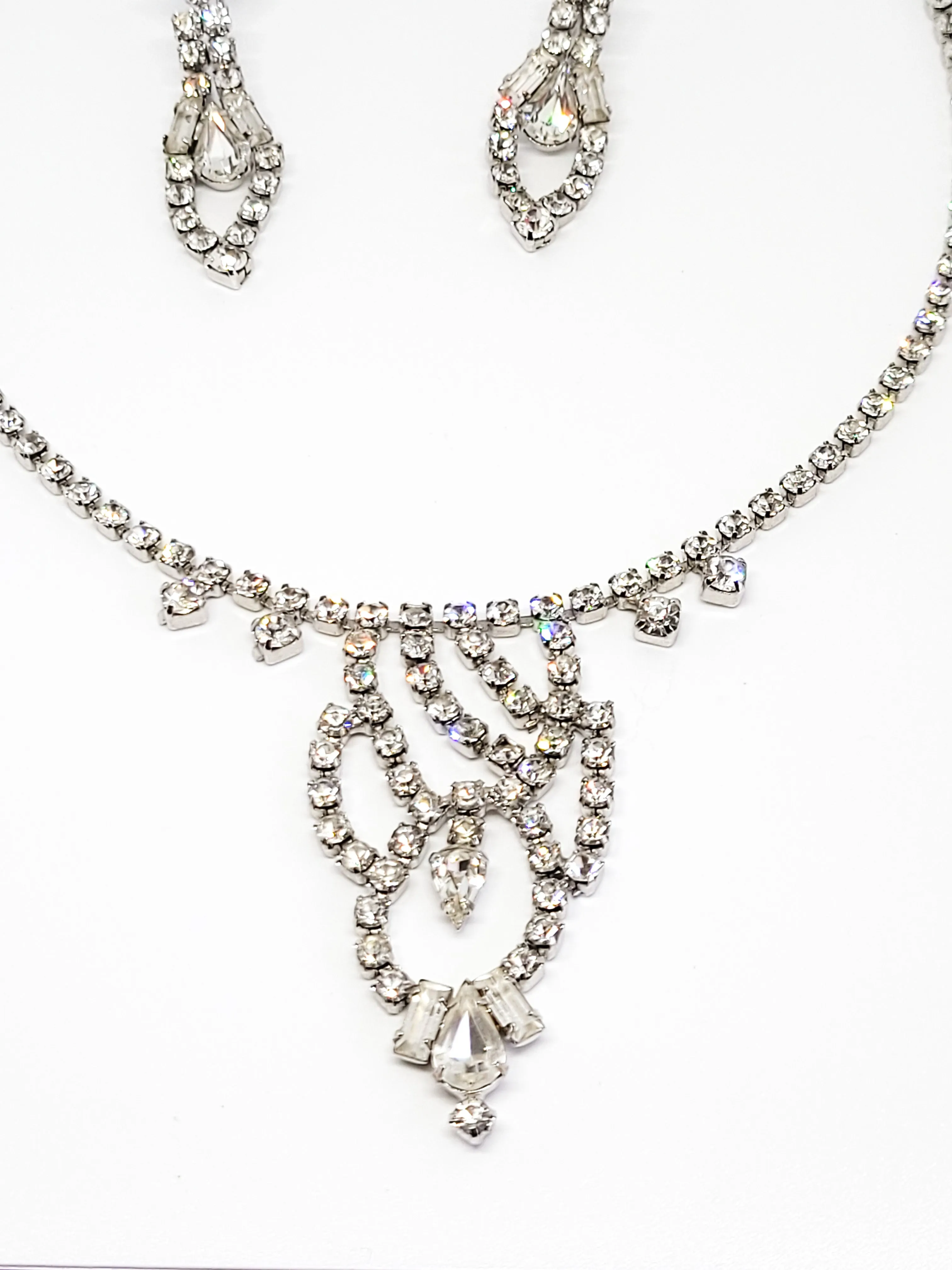 Palm Fifth Avenue NIB rhodium plated rhinestone demi set necklace earrings