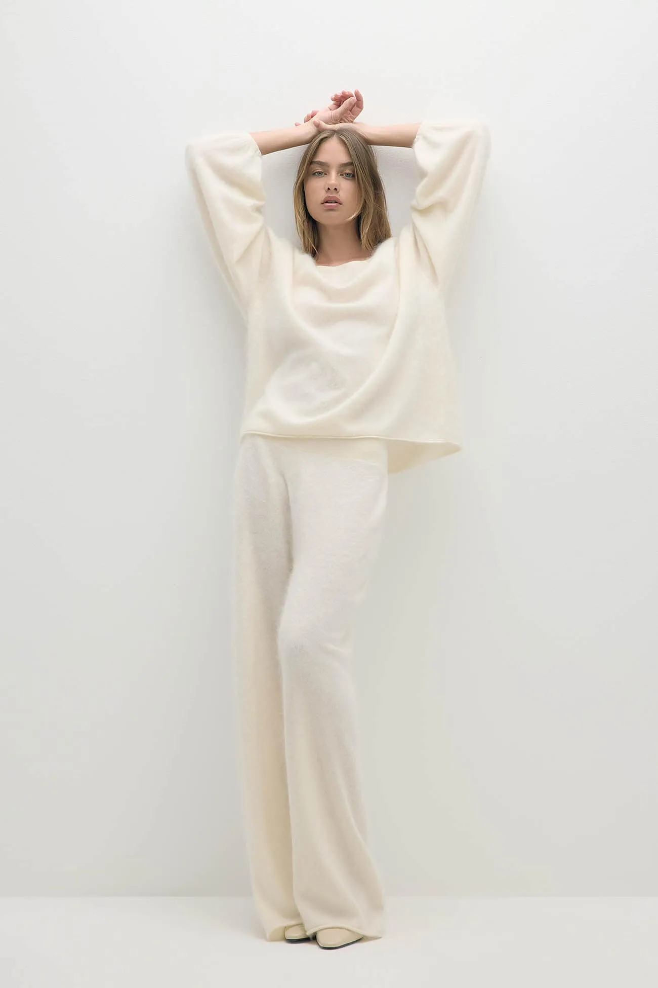 PENELOPE BRUSHED CASHMERE BOATNECK SWEATER