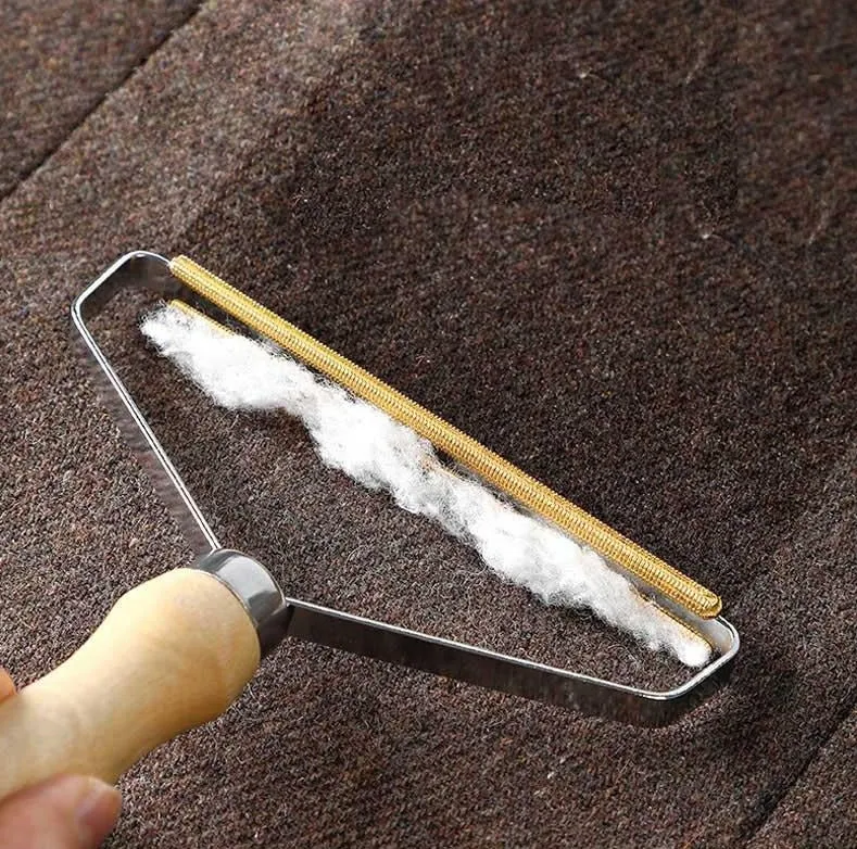Portable Manual Lint and Dust and Hair Remover Tool