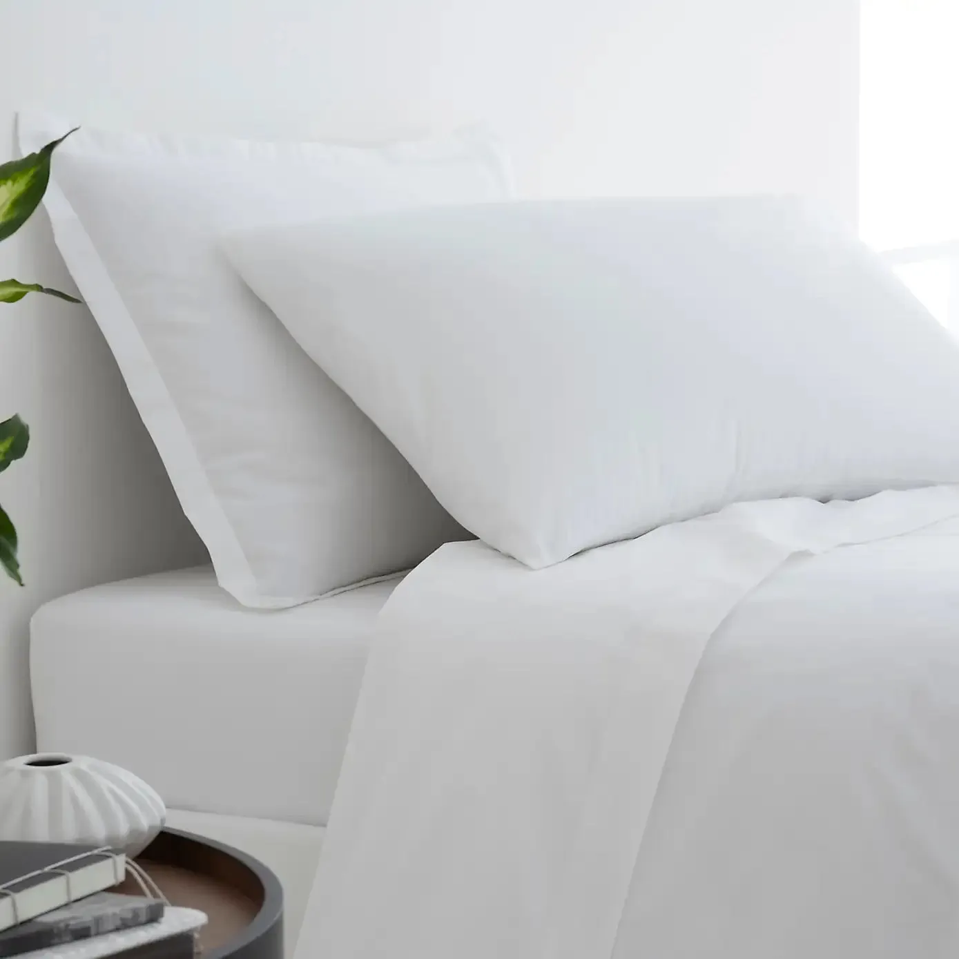 Riggs Infinity Cotton Duvet Cover - White