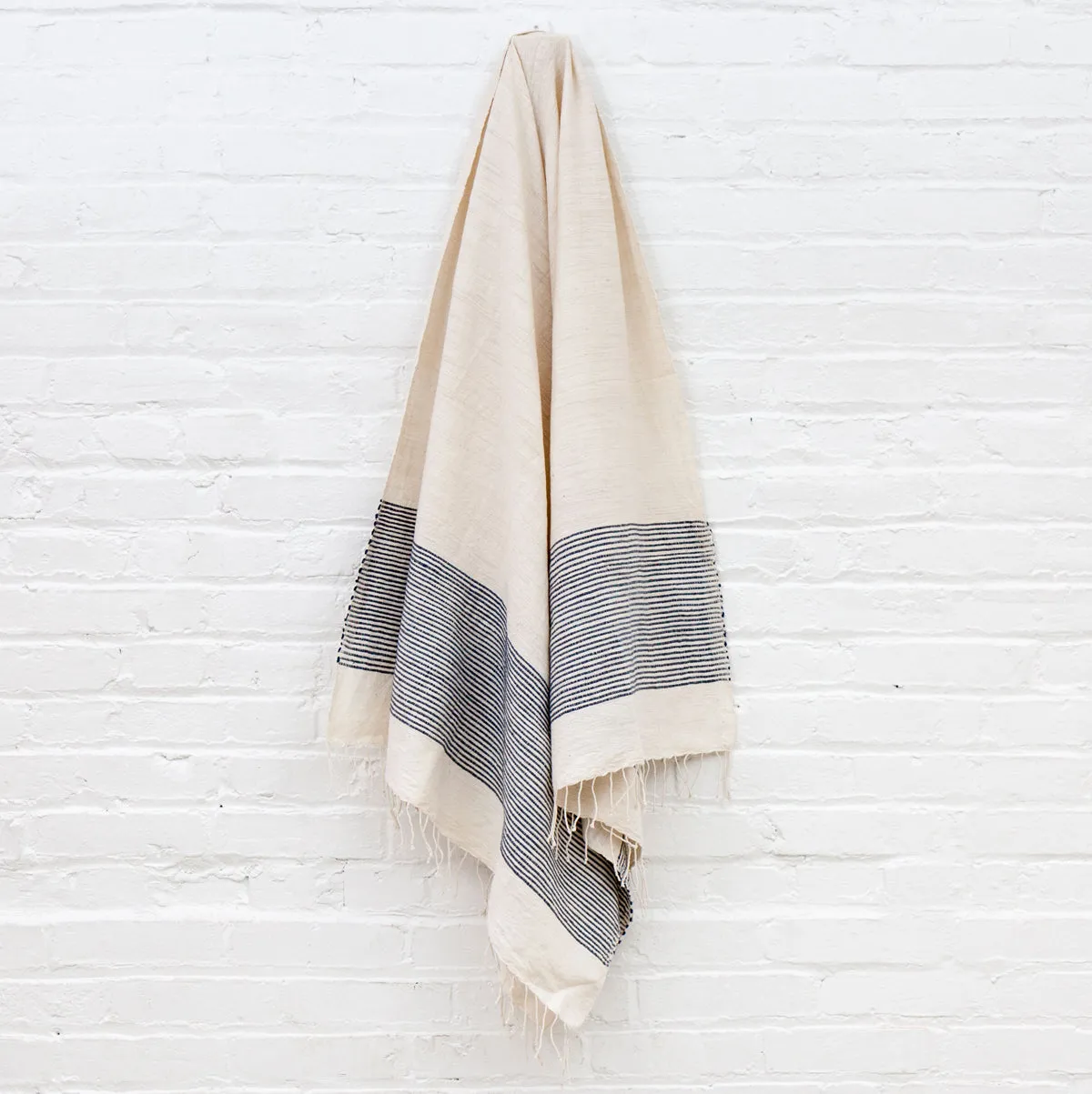 Riviera Collection Cotton Bath Towel Ribbed Accents 38 x 72 inches