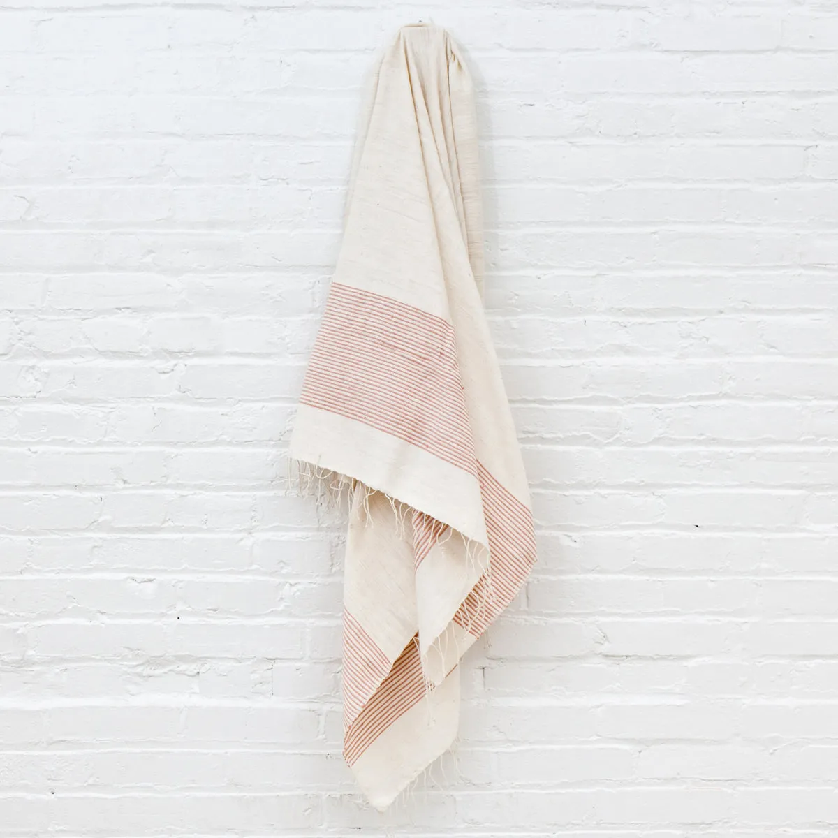 Riviera Collection Cotton Bath Towel Ribbed Accents 38 x 72 inches