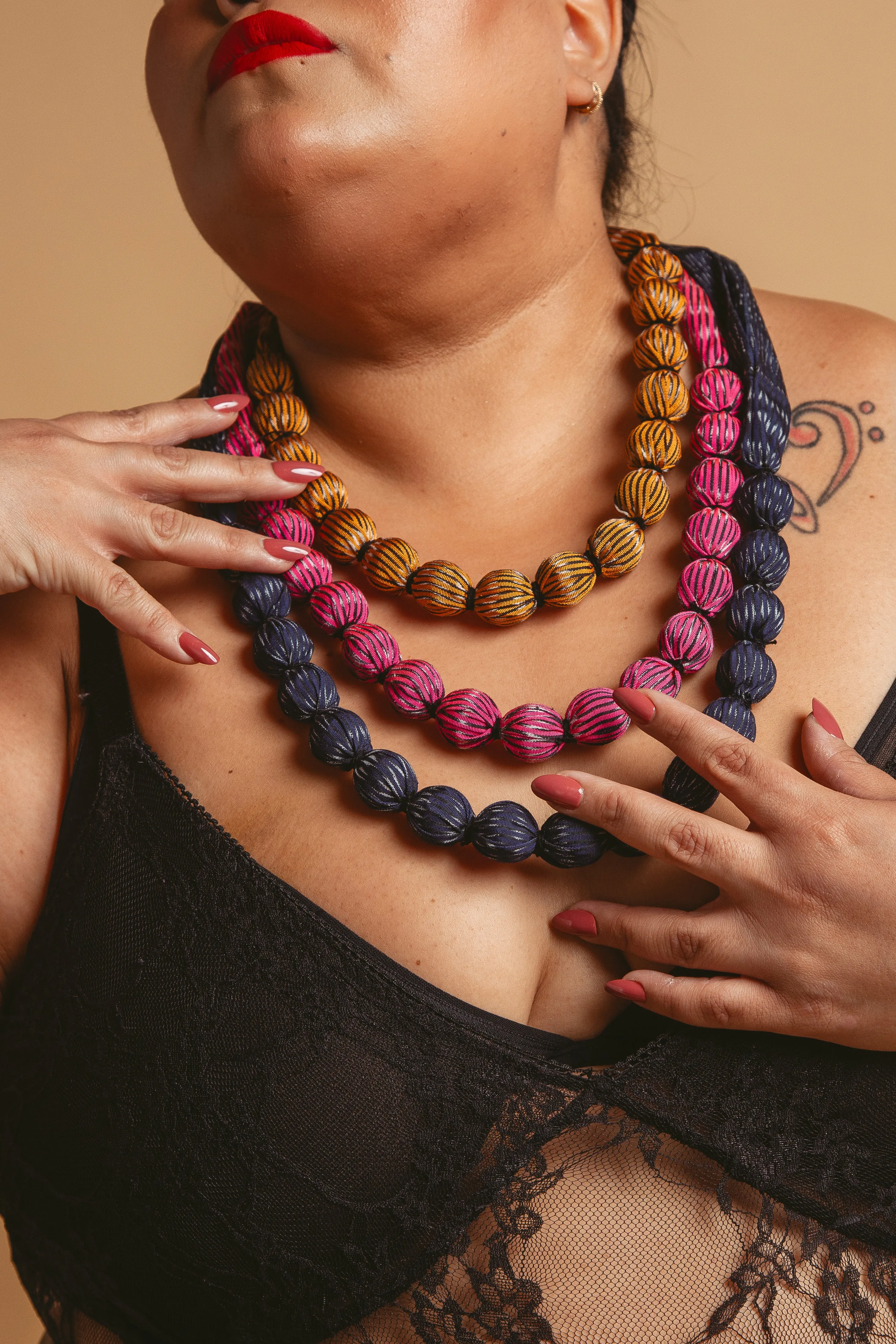 Short Ball Necklace
