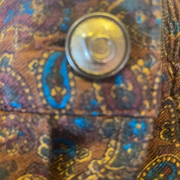 Vintage 1990s CHAUS skirt quail paisley print women’s size Petite Small midi EUC