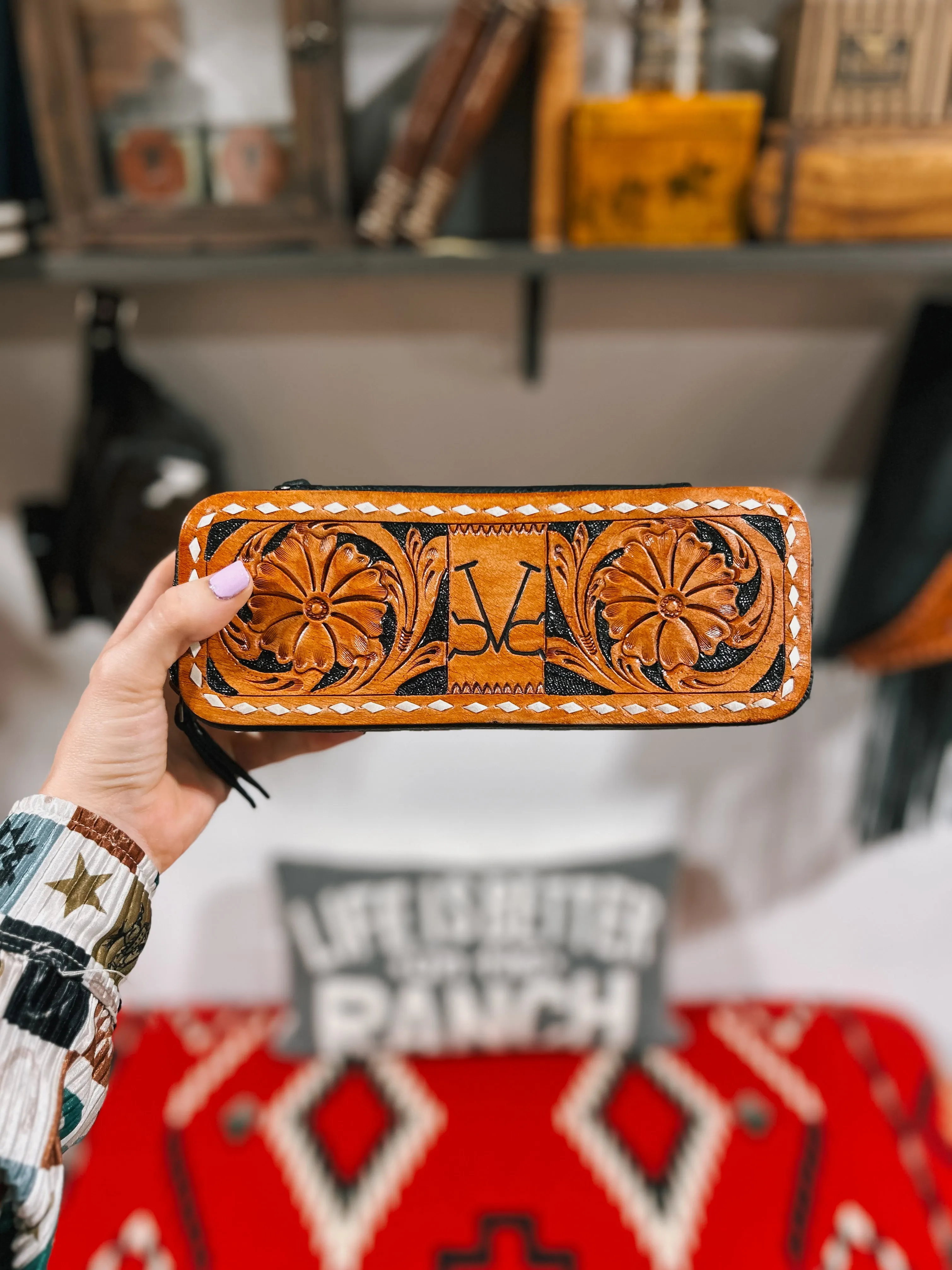 Vintage Cowgirl Mini Travel Plus Case