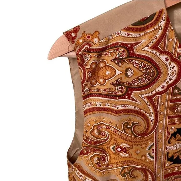 Vintage Designer Emanuel Ungaro Paisley Print Front Button Vest in Size 12/46