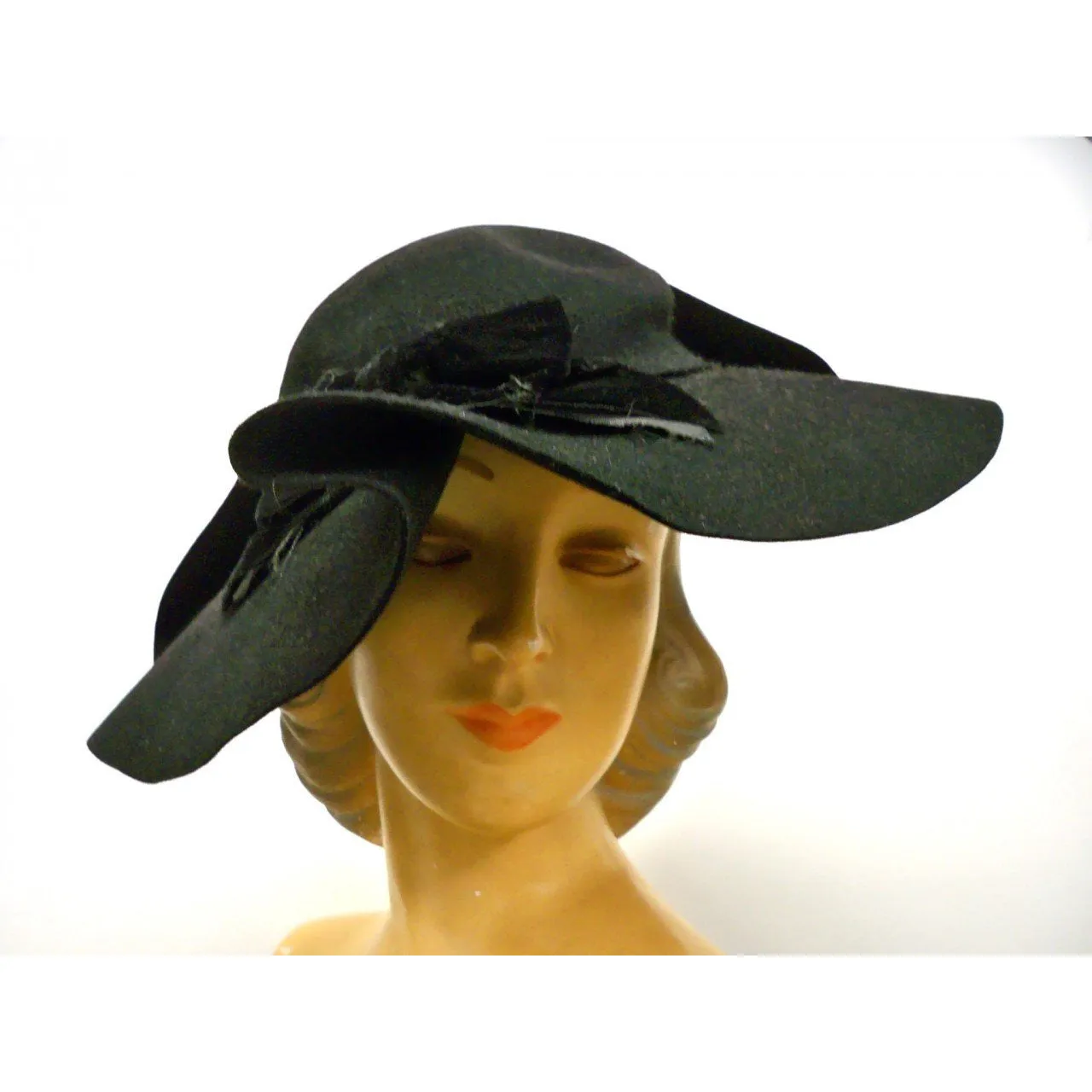 Vintage Ladies Black Felt Picture Hat Very Dramatic 1940s Large Fascinator